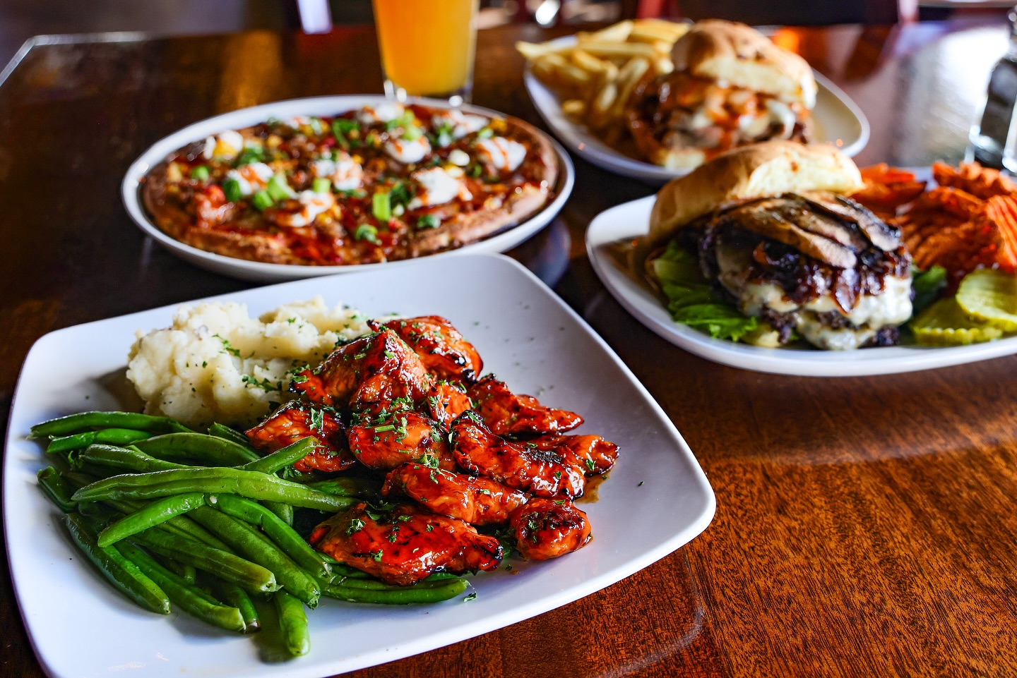 The lineup never misses 🔥 Grab a bite and hang awhile.